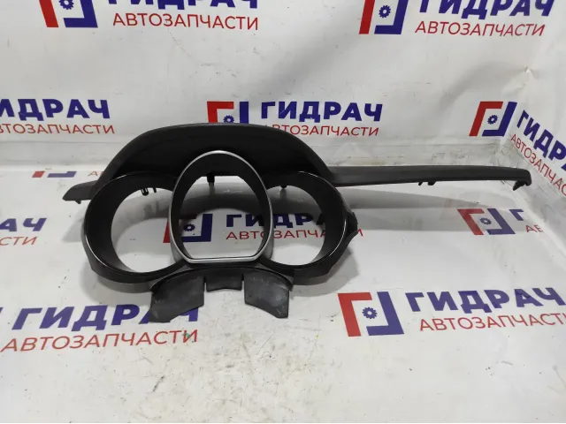 Накладка панели приборов Kia Rio 3 85835-4X000.