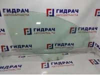 Стекло двери передней правой Kia Rio 3 82421-0U010. AGC.