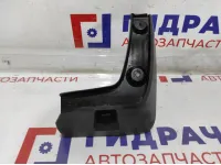 Брызговик задний правый Kia Rio 3 86842-4Y500. Царапины.