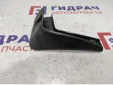 Брызговик задний правый Kia Rio 3 86842-4Y500. Царапины.