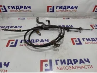 Трос стояночного тормоза Kia Rio 3 59770-1R300. Комплект.