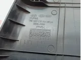 Обшивка стойки средней левой нижняя Kia Rio 3 858354Y000WK. Царапины.