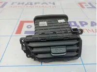 Дефлектор воздушный центральный левый Kia Rio 3 974104X000WK.