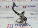 Педаль тормоза Kia Rio 3 32800-1R101.