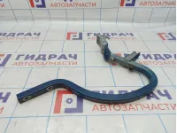 Петля крышки багажника правая Kia Rio 3 79220-4Y000.