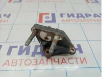 Кронштейн двигателя правый Kia Rio 3 21670-2B100.