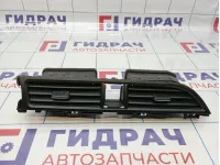Дефлектор воздушный центральный Kia Rio 4 (FB) 97410H0100WK