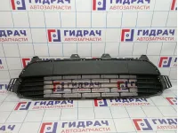 Решетка в бампер центральная Kia Rio 4 (FB) 86561-H0000