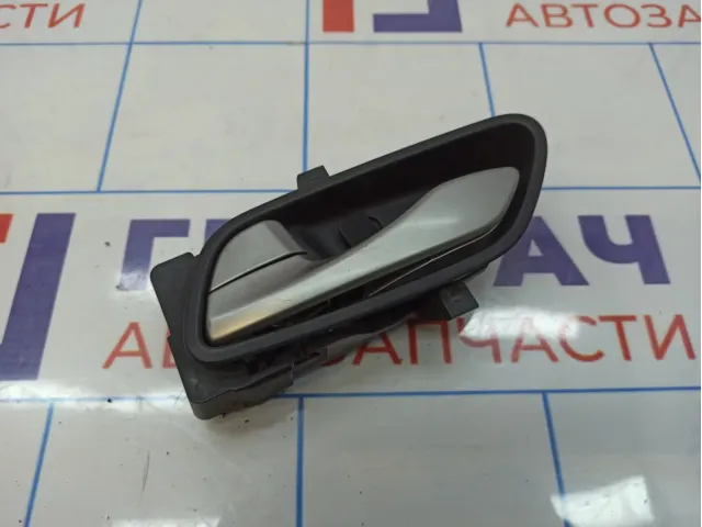 Ручка двери задней внутренняя левая Kia Rio 4 (FB) 83610-H0020-SAQ
