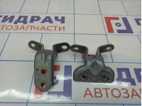 Петли двери задней левой Kia Rio 4 (FB)