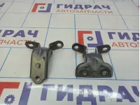 Петли двери задней правой Kia Rio 4 (FB)