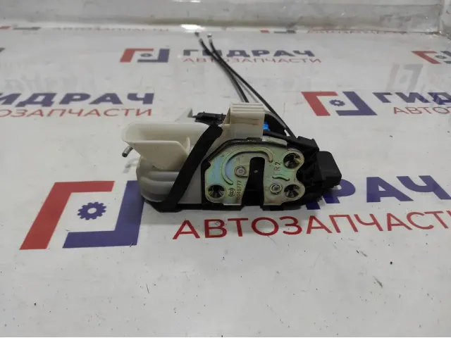 Замок двери передней правой Kia Rio 4 рестайлинг 81320-H0000.