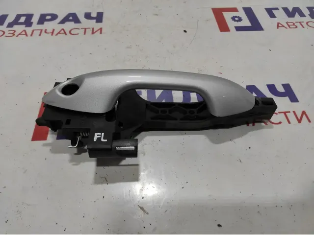 Ручка двери передняя левая Kia Rio 4 рестайлинг.