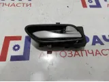Ручка двери задней внутренняя правая Kia Rio 4 рестайлинг 83620-H0020. В сборе.