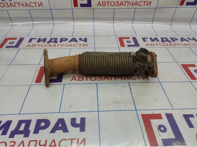 Приемная труба глушителя Kia Rio 4 рестайлинг 28610-H5200.