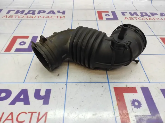 Патрубок воздушного фильтра Kia Rio 4 рестайлинг 28140-H5200.