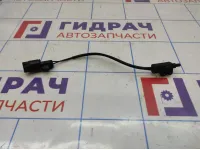 Выключатель концевой Kia Rio 4 рестайлинг 13736-0B000.