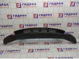 Решетка в бампер центральная Kia Rio 4 рестайлинг 86561-H0700. Царапины.