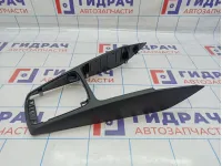 Накладка консоли кулисы КПП Kia Rio 4 рестайлинг 84650H0130WK.