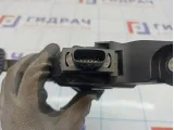 Педаль газа Kia Rio 4 рестайлинг 32700-F2100.