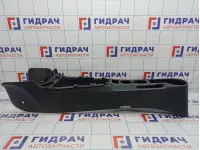 Консоль Kia Rio 4 рестайлинг 84611H0000WK.