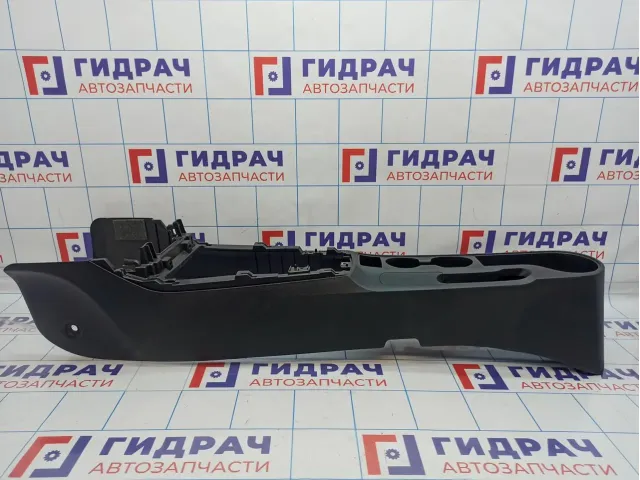 Консоль Kia Rio 4 рестайлинг 84611H0000WK.