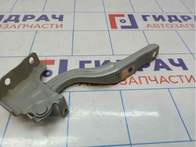 Петля капота левая Kia Rio 4 рестайлинг 79110H0000.
