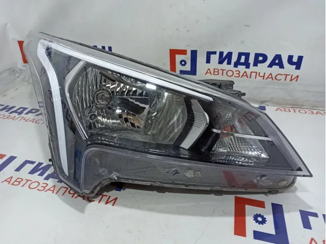 Фара правая Kia Rio 4 рестайлинг 92102H0500.