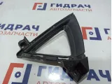Рамка противотуманной фары левой Kia Rio 4 рестайлинг 86523-H0700. Дефект.