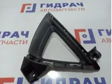 Рамка противотуманной фары правой Kia Rio 4 рестайлинг 86524-H0700.