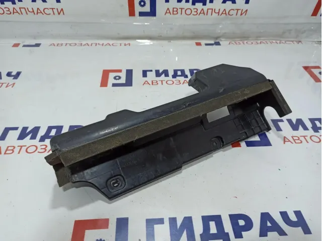 Воздуховод радиатора правый Kia Rio 4 рестайлинг 25321-H5000.
