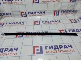 Уплотнитель стекла двери передней правой Kia Rio 4 (FB) 82241-H0000