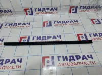 Уплотнитель стекла двери задней левой Kia Rio 4 (FB) 83231-H0000