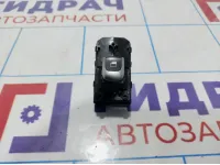 Кнопка стеклоподъемника Kia Rio 4 (FB) 93581H0100CA