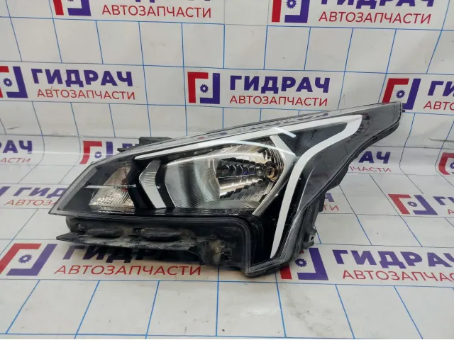 Фара левая Kia Rio 4 (FB) 92101-H0500
