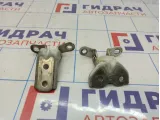 Петли двери передней левой Kia Rio 4 (FB)