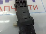 Направляющая переднего бампера правая Kia Rio 4 (FB) 86514-H0700