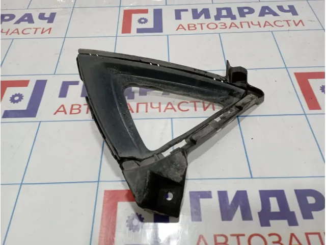 Рамка противотуманной фары правой Kia Rio 4 (FB) 86524-H0700