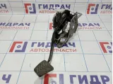 Педаль сцепления Kia Rio 4 (FB) 32820-H8100