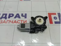 Моторчик стеклоподъемника переднего правого Kia Seltos 82460Q5000