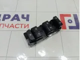 Блок управления стеклоподъемниками Kia Seltos 93571Q5200