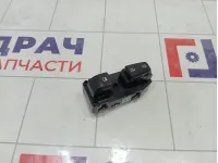 Кнопка стеклоподъемника переднего правого Kia Seltos 93576Q5000