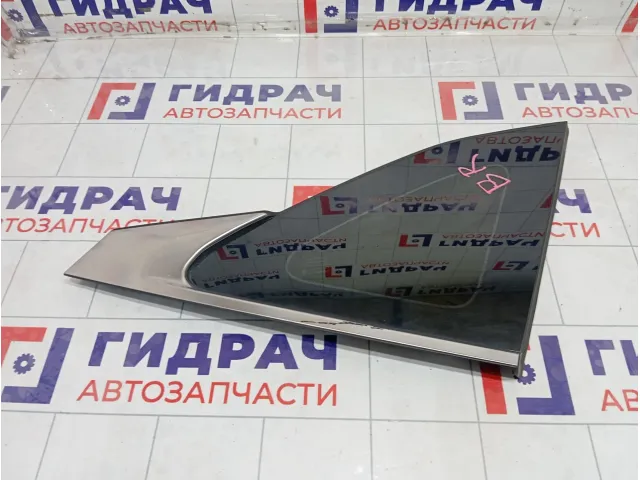 Стекло кузовное глухое (форточка) заднее правое Kia Seltos 87820Q5110