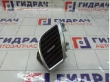 Дефлектор воздушный правый Kia Seltos 97490Q5000QA1