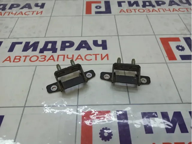 Петли двери багажника Kia Seltos