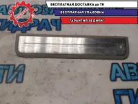 Накладка порога (внутренняя) задняя левая Kia Sorento 858883E000 Отличное состояние