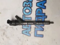 Форсунка дизельная Kia Sorento 338004A000 Отличное состояние