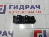 Блок управления стеклоподъемниками Kia Sorento (BL) 935703E000BL