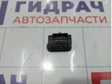 Кнопка открывания багажника Kia Sorento (BL) 623W02150