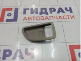 Накладка ручки внутренней передней правой Kia Sorento (BL) 826223E000FC